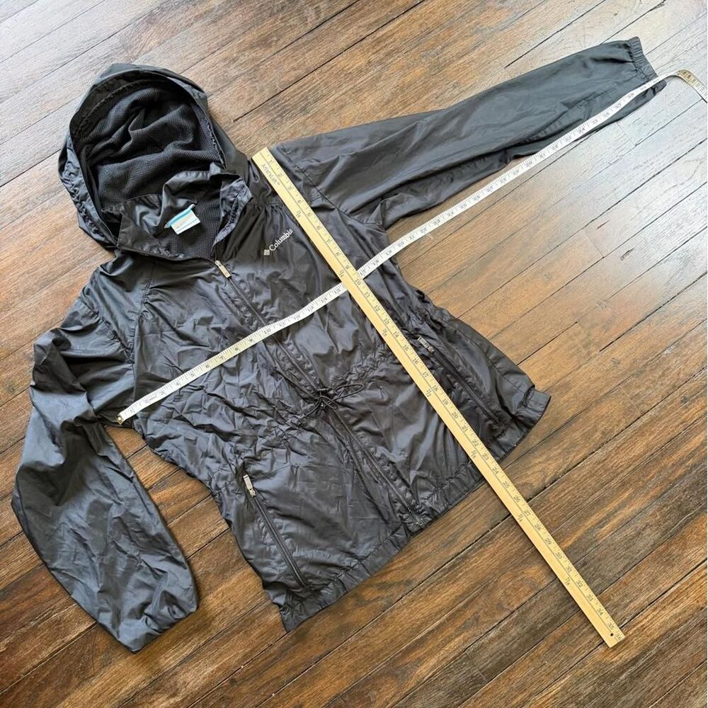 sporty outdoor hiking athleisure bundle - Picture 6 of 8